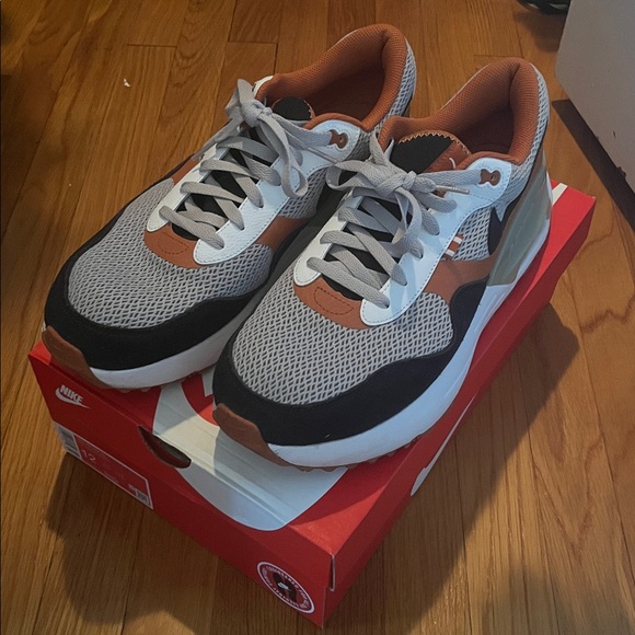 Nike Air Max SC - Longhorn University of Texas - Picture 1 of 7